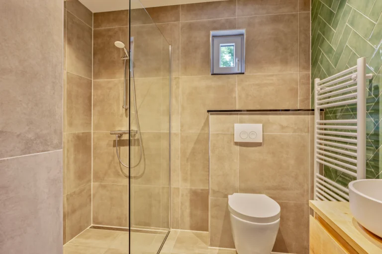 rotate=0,fit=contain,width=2880-12