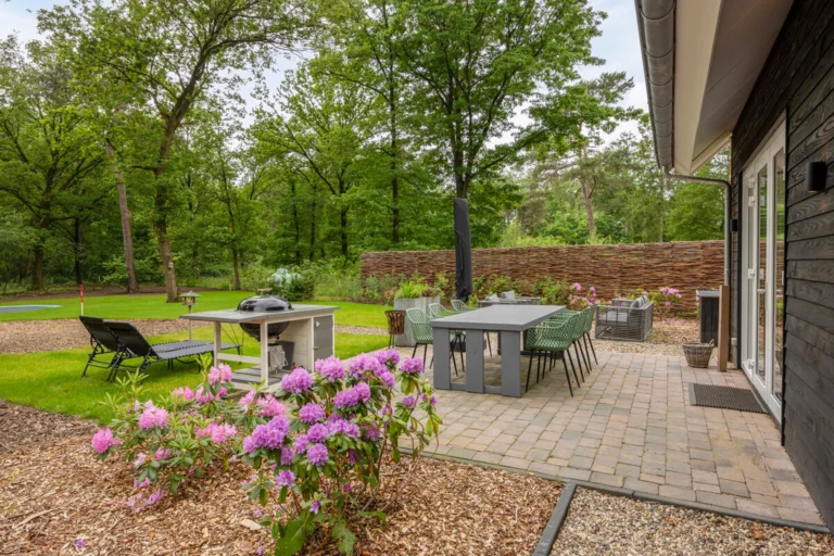 rotate=0,fit=contain,width=2880-3